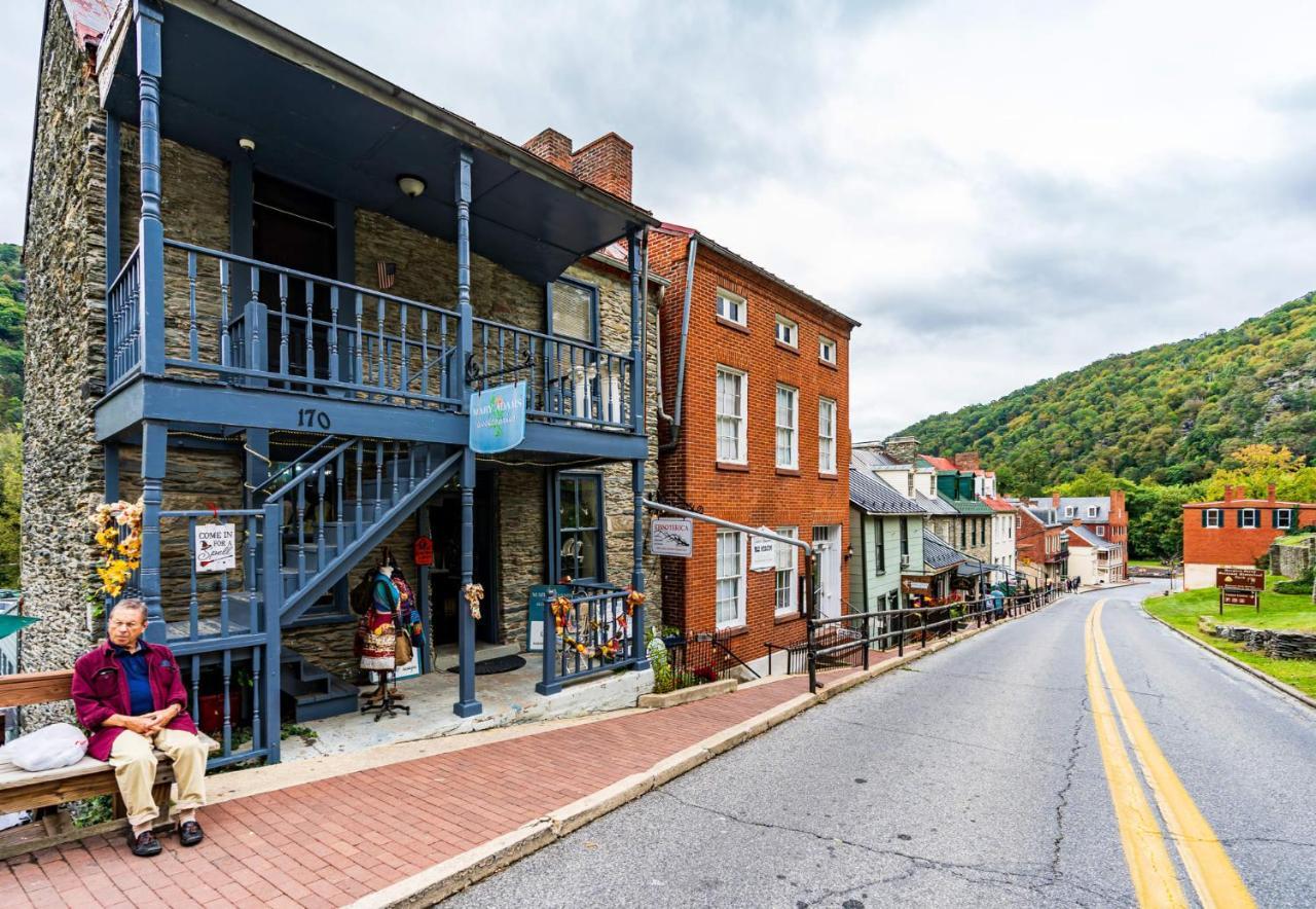 Enchanting Cottage, Walk To Downtown Harpers Ferry Buitenkant foto