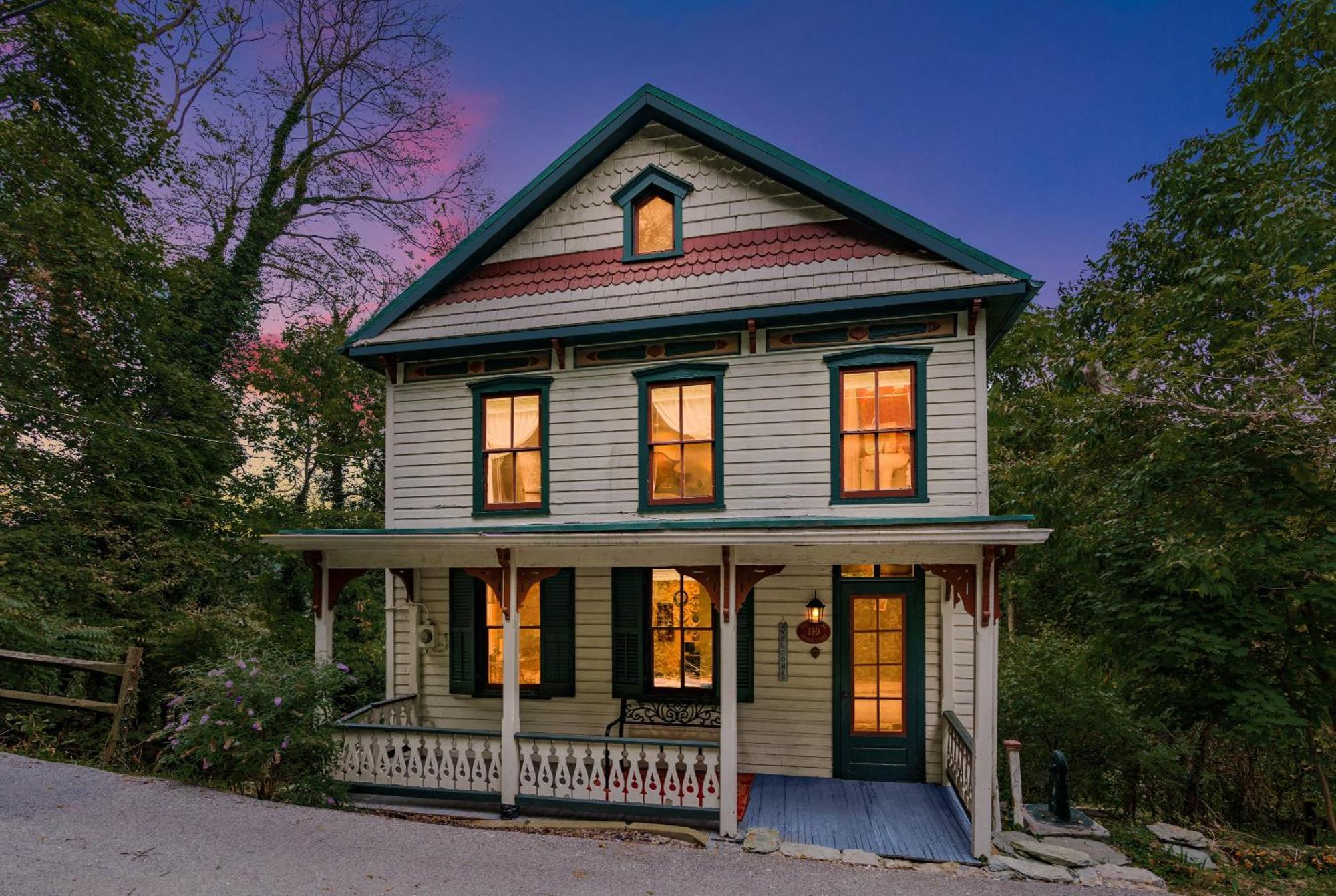 Enchanting Cottage, Walk To Downtown Harpers Ferry Buitenkant foto